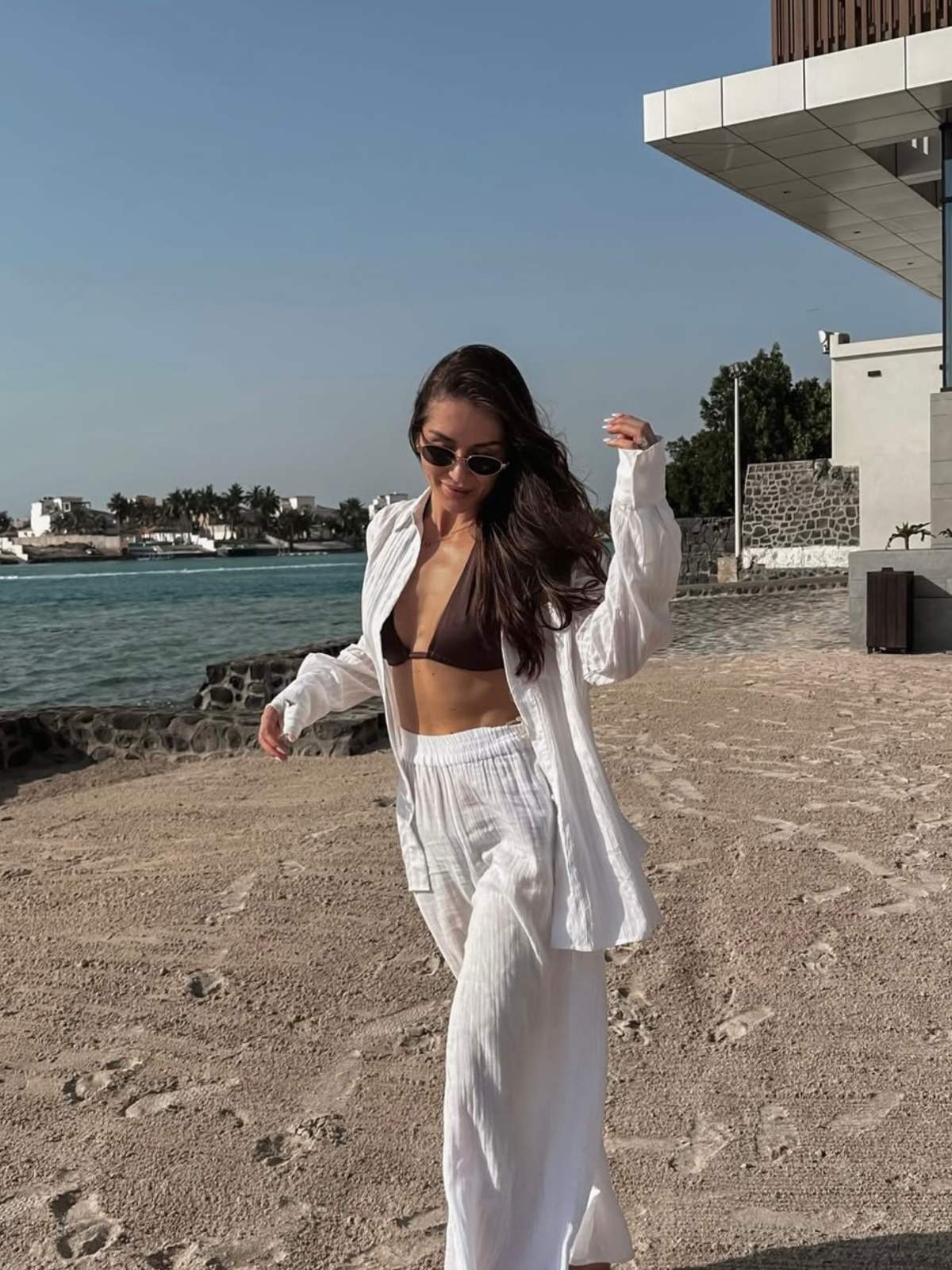 Darby Ward's Summer Look